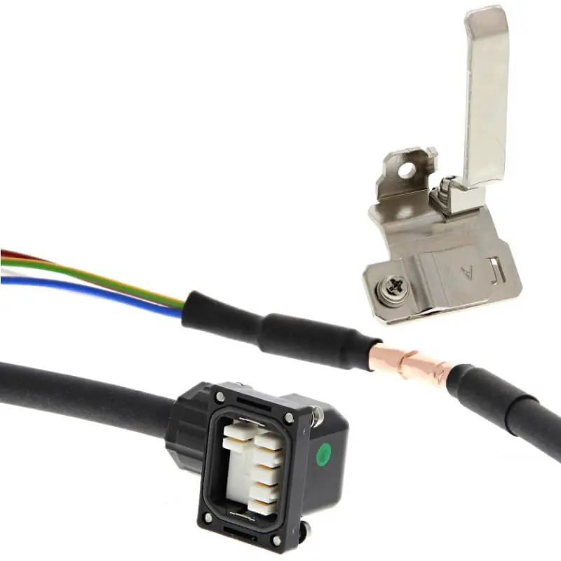 R88A-CA1A030SF-E - Neu eingetroffen